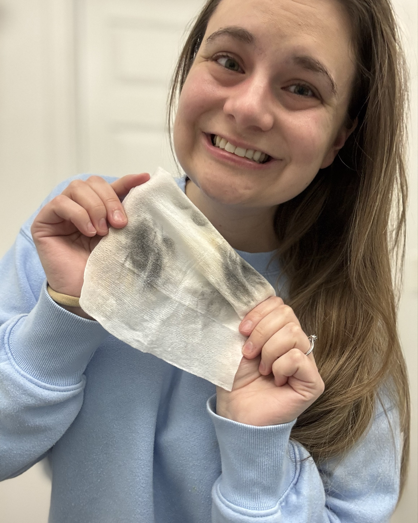 Neutrogena Makeup Remover Wipes 

#LTKmomlife #LTKGiftGuide #LTKselfcare