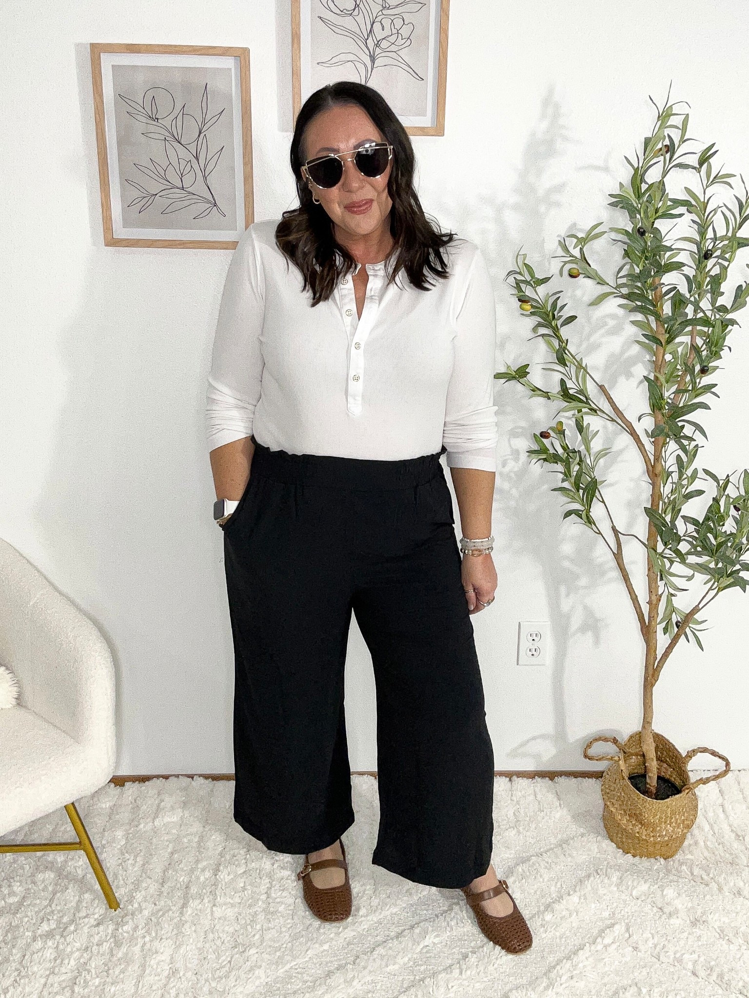 XL cropped palazzo pants. Stretchy waistband. If you like the cropped look, you’ll probably love these. XL henley top.  

#LTKSeasonal #LTKOver40 #LTKPlusSize