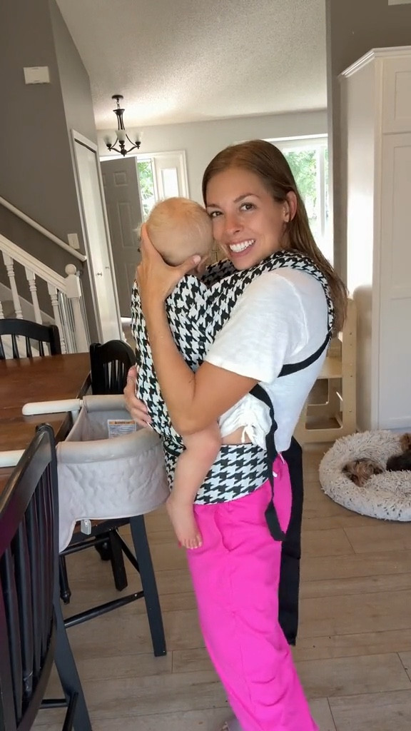 Use code KELLEY123 at checkout for an extra 20% off until Sept 20! This carrier is literally $30 with the code and current deal going on! @grownsy really knows how to cater to moms too with their built in phone pocket!!!! Say less! #Grownsy #GrownsyBabyCarrier #GrownsyPrimeDay
#PrimedayBabyDeal #AmazonPrimeDay2025 #ParentingHacks #Gentleparenting

#LTKFindsUnder50 #LTKBump #LTKBaby