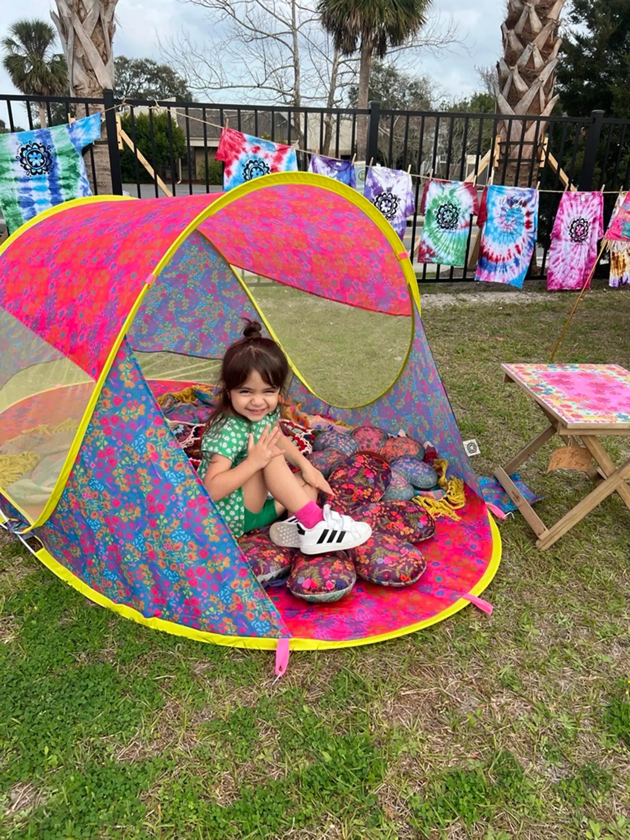 Sunny Day Pop Up Lounge Tent - Pink Coral Floral | Natural Life