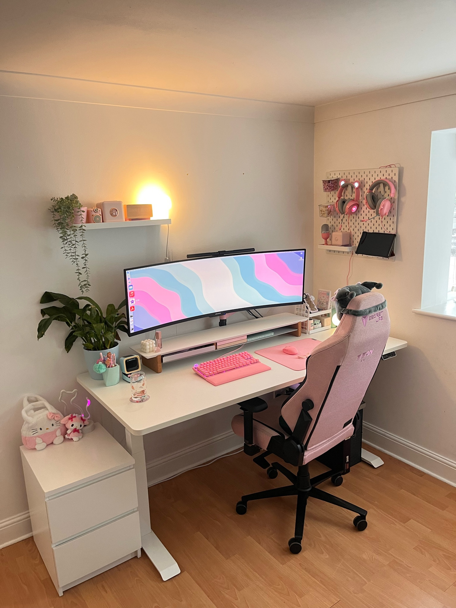 my desk workspace >> ✨