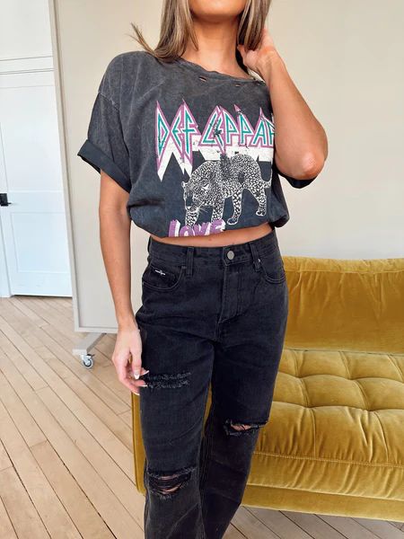 Love Bites Def Leppard Graphic T-Shirt | She Is Boutique