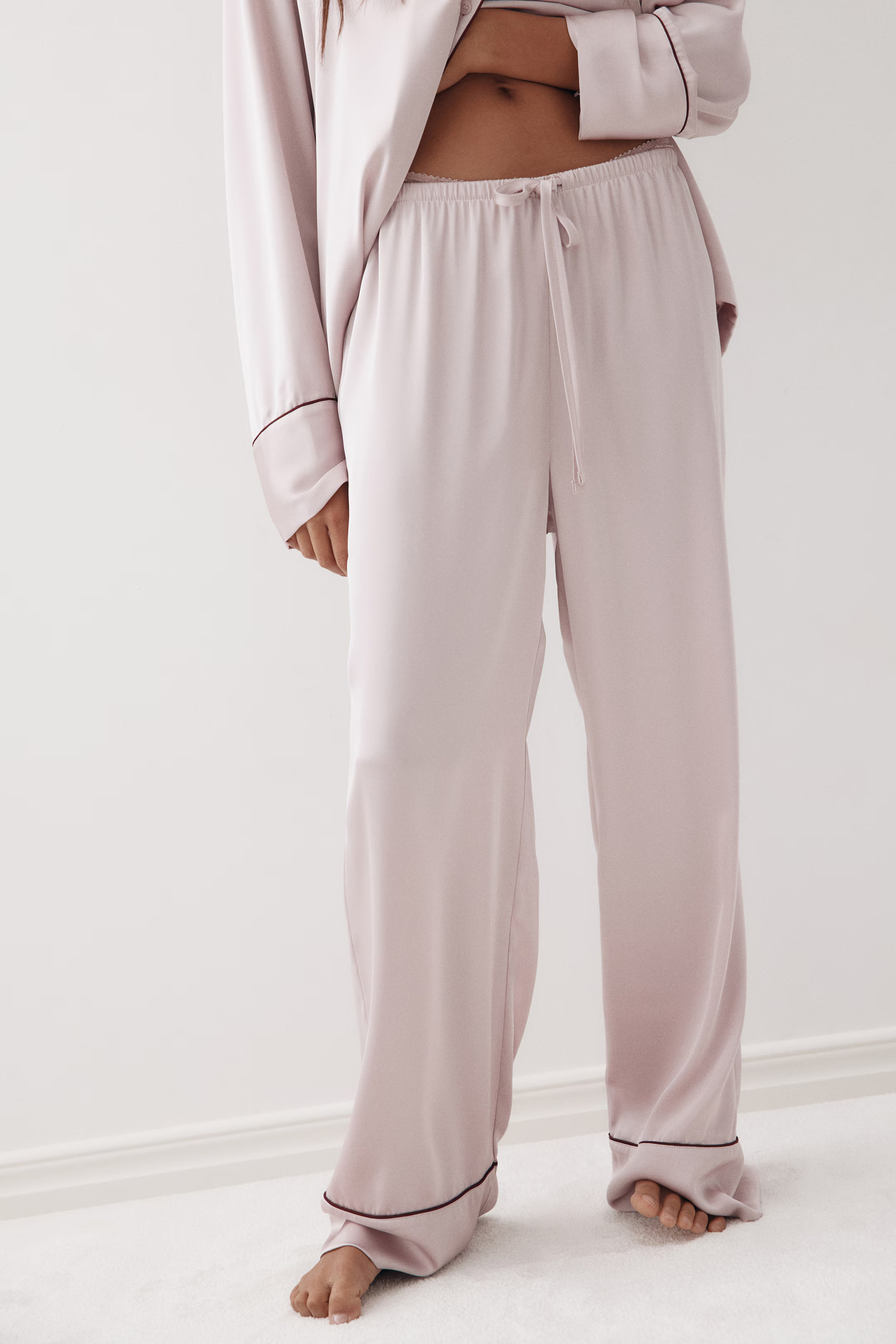 Satinpyjama | H&M (DE, AT, CH, NL, FI)