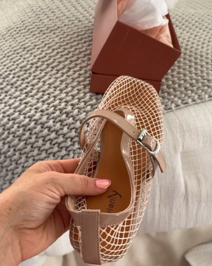 Trend Alert 🚨 
Ballet Mesh Flats
I can see these being so trendy for fall! Maxi skirts, cropped jeans, dresses and Jean jackets 😍

#LTKSeasonal #LTKFindsUnder50 #LTKBaby