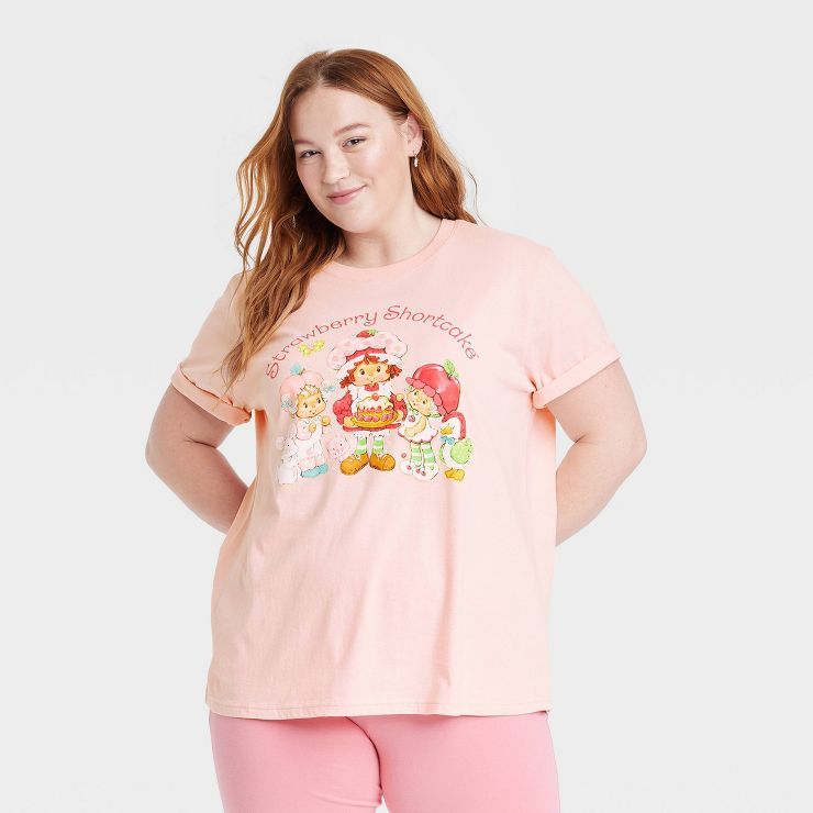 Women's Strawberry Shortcake Short Sleeve Graphic T-Shirt - Pink | Target