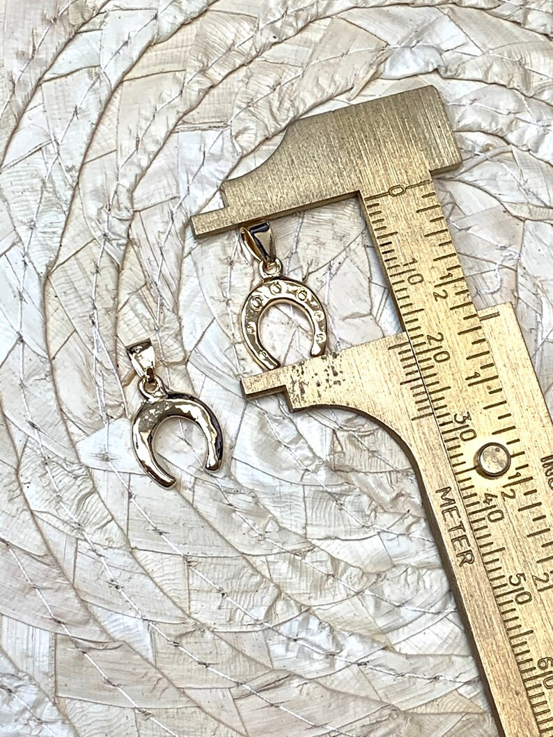 18K Gold Filled Horseshoe Charm,Lucky Charm Horseshow Pendant for Necklace,Good luck Charms,Bulk ... | Etsy (US)
