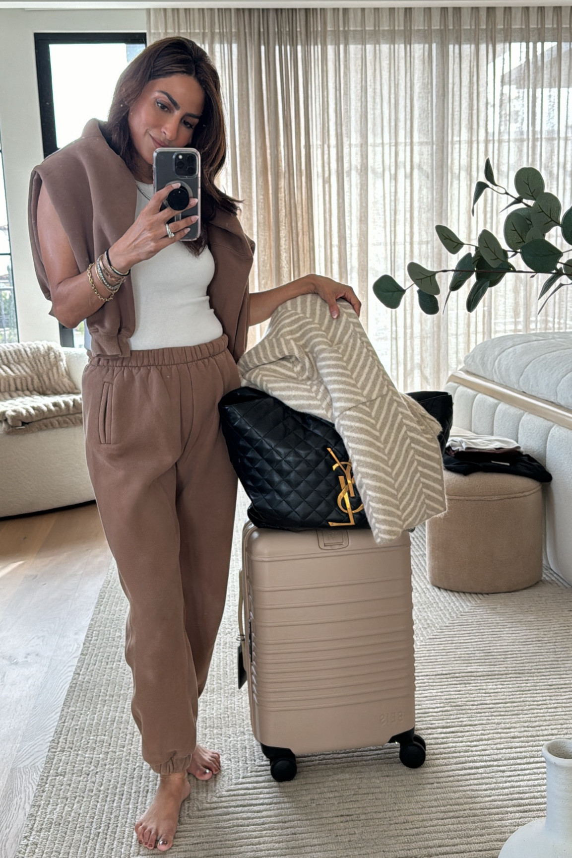 Sweat suit I live in 



#LTKOver40 #LTKTravel #LTKFindsUnder50