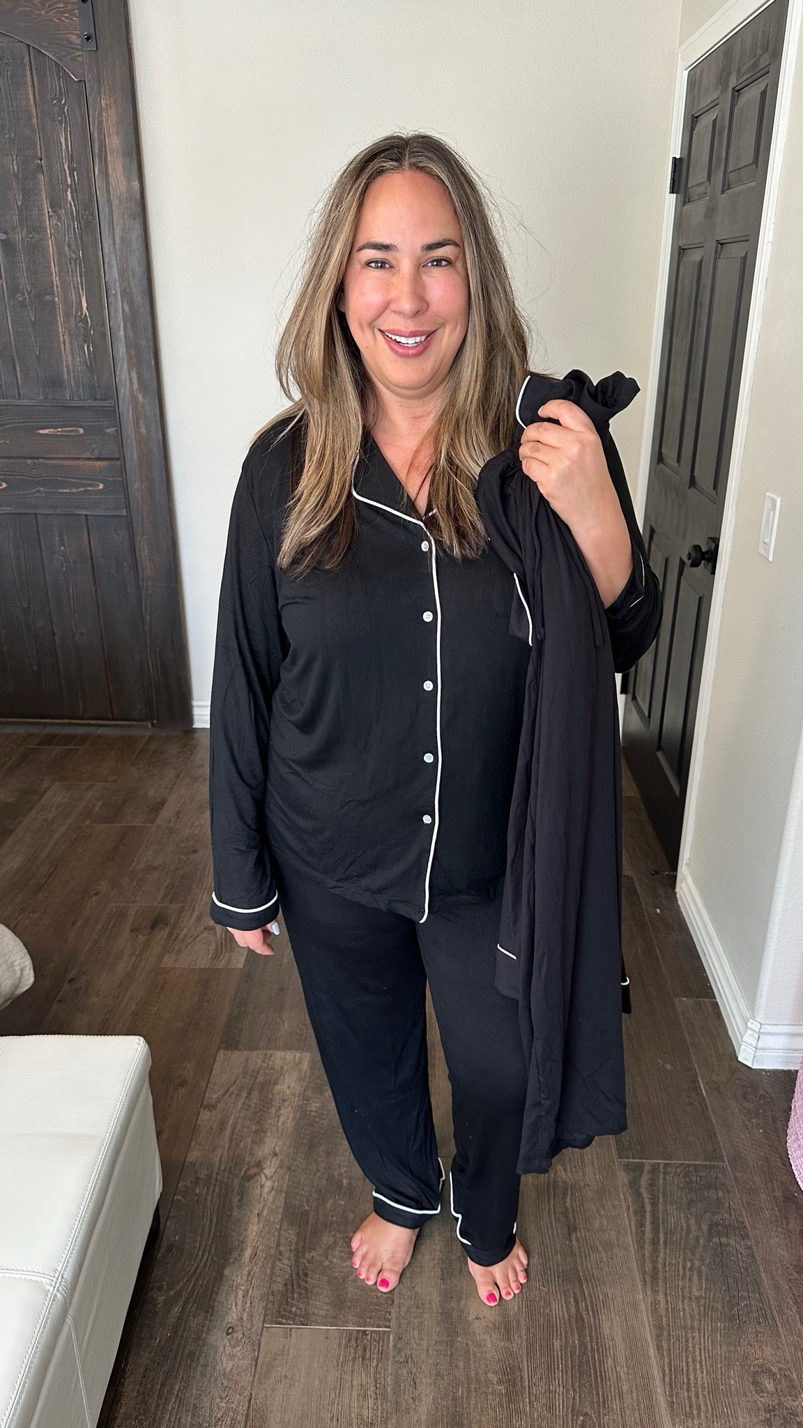 NORDSTROM PAJAMAS LOOK FOR LESS The nordstrom ones are lighter and Ilove the white piping. They are super soft and cozy. But they're $75, XL is the biggest size so they're a little bit snug. Amazon goes up to XXL so it fits me a little bit better. Also, it has piping on the bottom, which I think is cuter and the buttons are white instead of black. The Amazon one are lightweight and they feel cool on your skin. I love nordstrom but this time Amazon takes the win!

#LTKStyleTip #LTKFindsUnder50 #LTKSeasonal