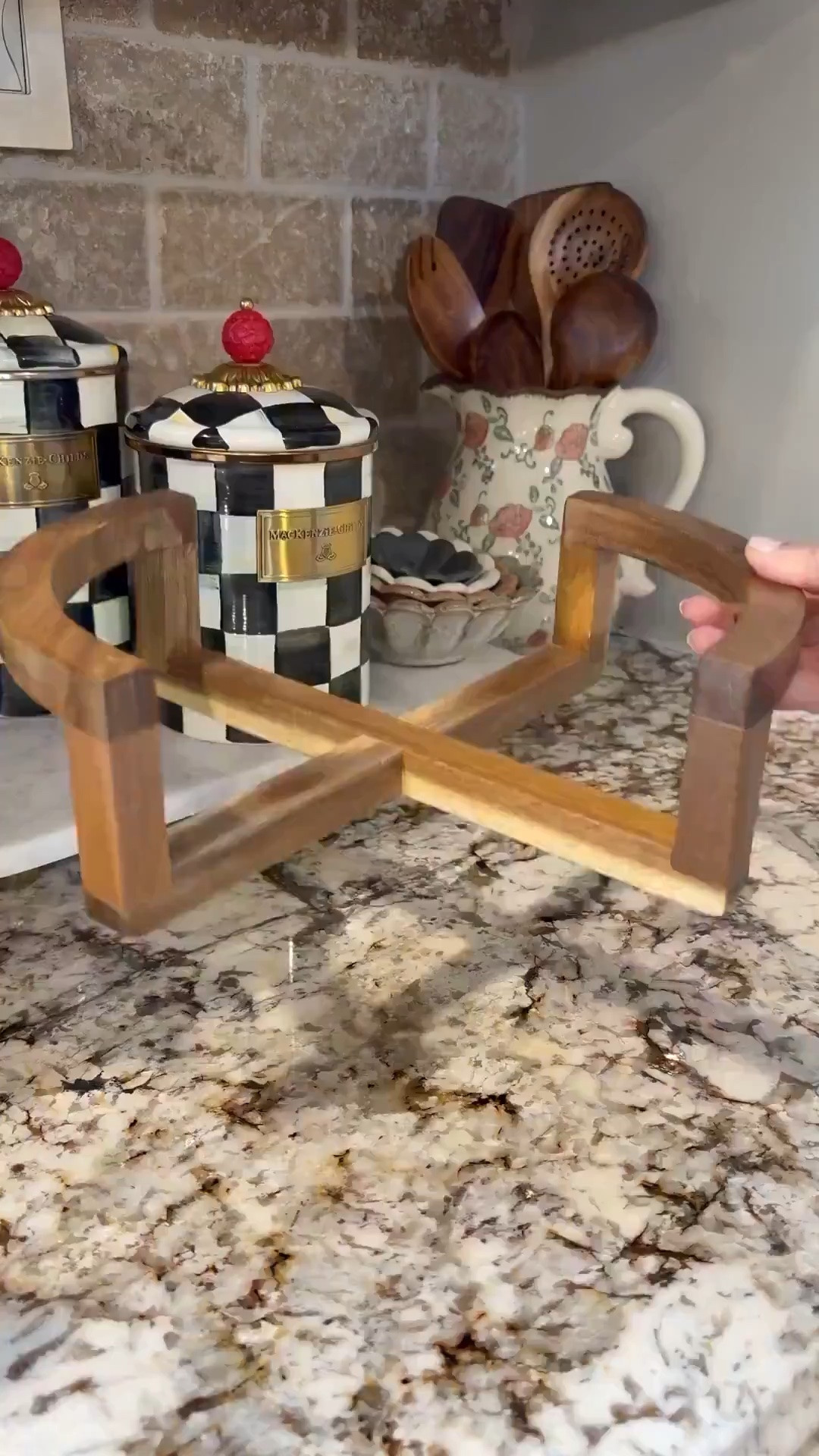 Salad bowl with stand @amazonhome



#liketkit 
@shop.ltk
https://liketk.it/5Ztgw