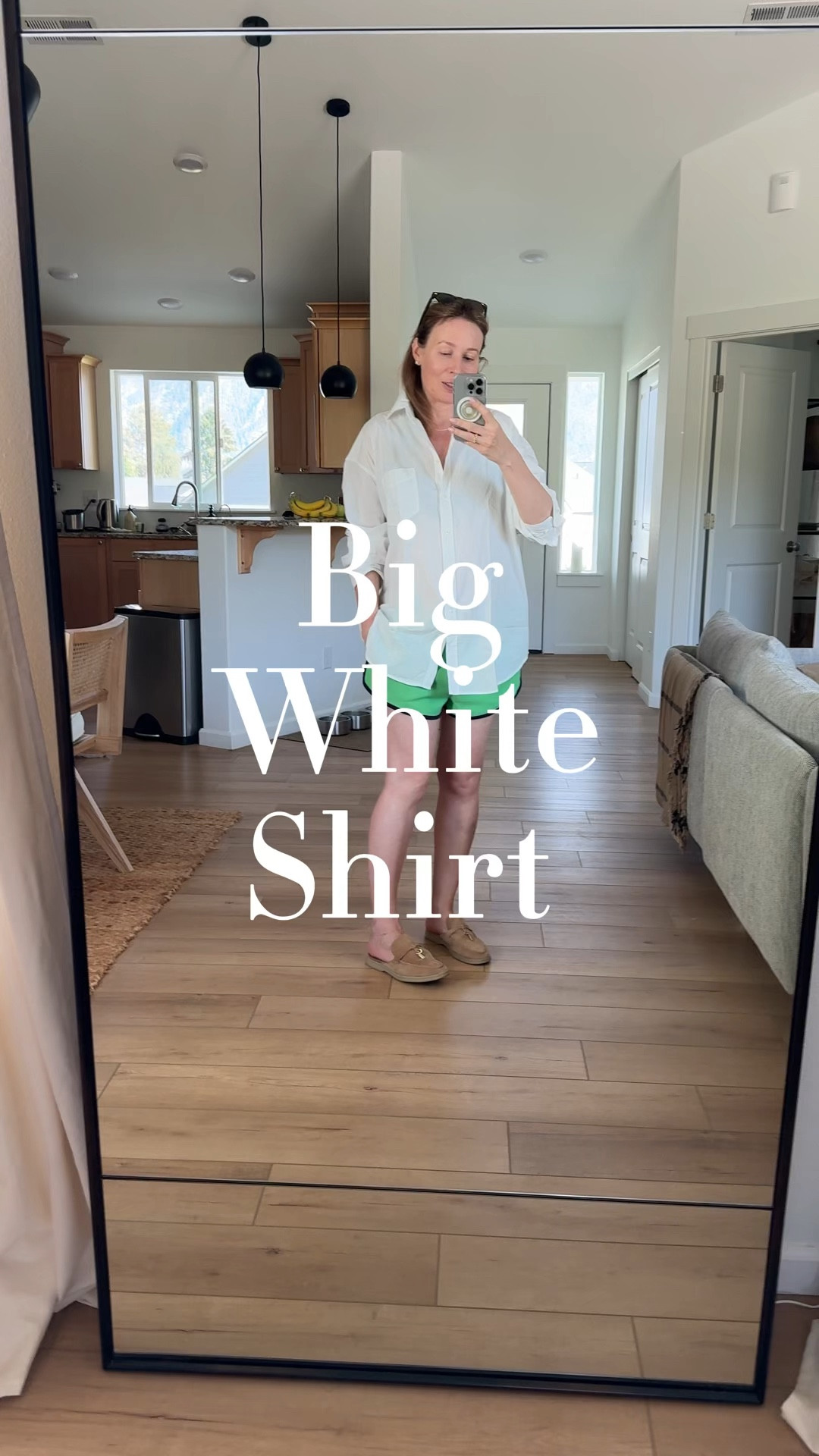 Everyone needs an oversized white button down shirt for a perfect Fall wardrobe. 
Wearing an oversized fit luxury Oxford shirt by Gant (on sale right now), similar & more affordable styles by H&M, Gap, J. Crew & Madewell are linked too! 

#LTKVideo #LTKSaleAlert #LTKFindsUnder100