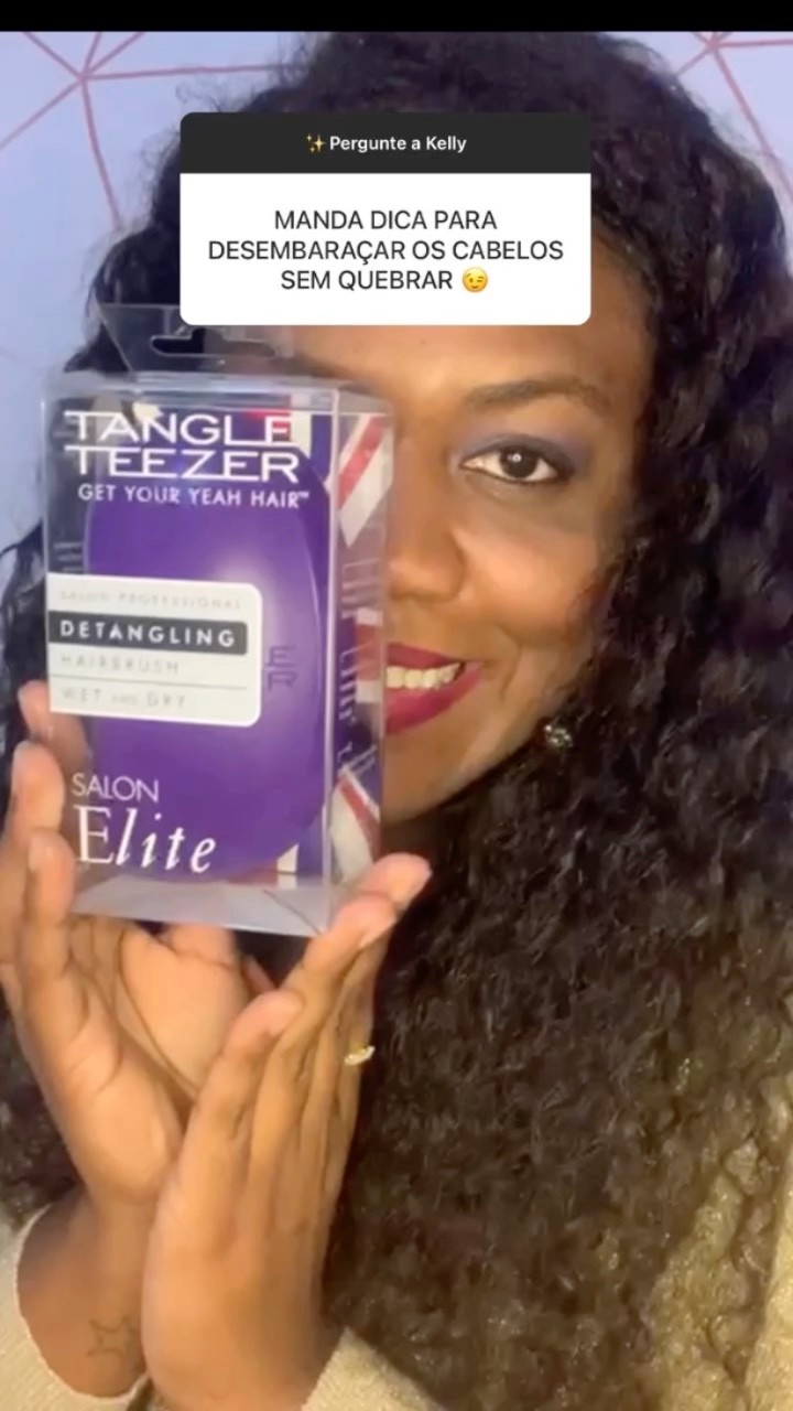 ✨DICA PARA MANTER SEUS FIOS DD CABELOS SAUDÁVEIS E BEM DESEMBARAÇADOS 😉

A escovas da @tangleteezerbr tem uma valor muito bem agregado e uma tecnologia muito boa pois além de desembaraçar, não quebra os fios e massageia o couro cabelo estimulando o crescimento. 

 O que achei mais  incrível dessa marca de origem Inglesa é o fato de ter produtos para todos os tipos de cabelo, até mesmo para quem faz uso de alongamento.

 #tangleteezer #tangleteezerbr #escova #garimpodakelly #belezafeminina #produtosdecabelo #ChallengeLTK 

#LTKbrasil #LTKstyletip #LTKbeauty