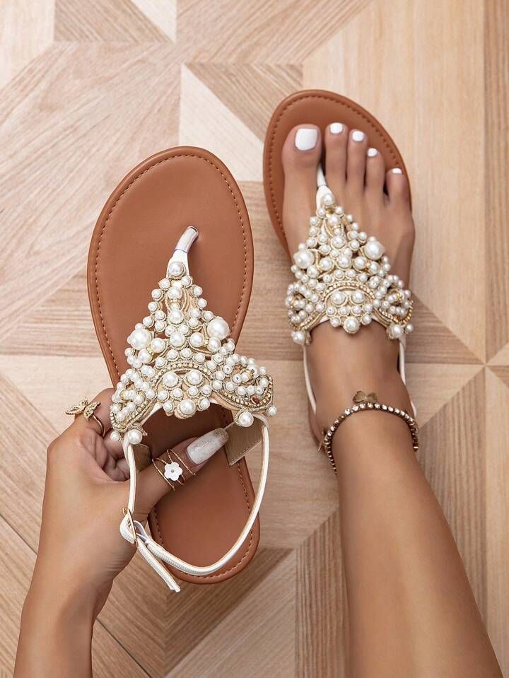 Women Faux Pearl Decor Toe Post Flat Sandals, Glamorous Summer Thong Sandals | SHEIN