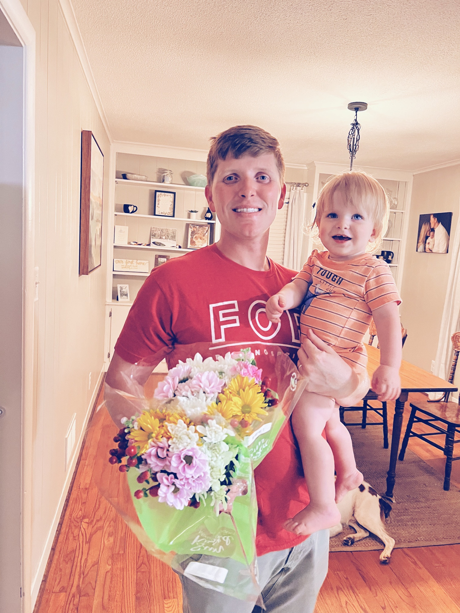 when you come home from your internship to flowers from the boys 💐 I am one blessed mama! 🫶🏽 happy Friday eve, y’all, and helloooo weekend!!! ✨

#LTKbaby #LTKfamily #LTKhome