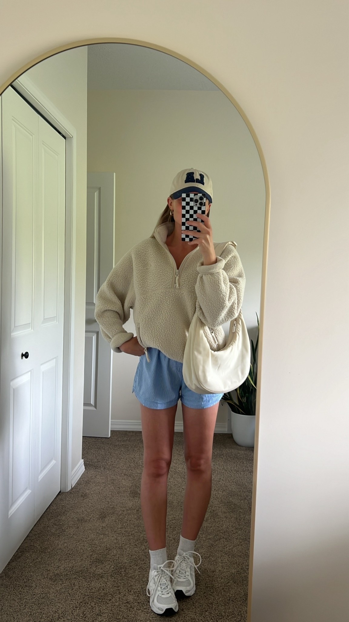 Tna fleece in size small hi-hip! Love the colours available rn 🍂

#LTKstyletip #LTKbeauty #LTKcanada