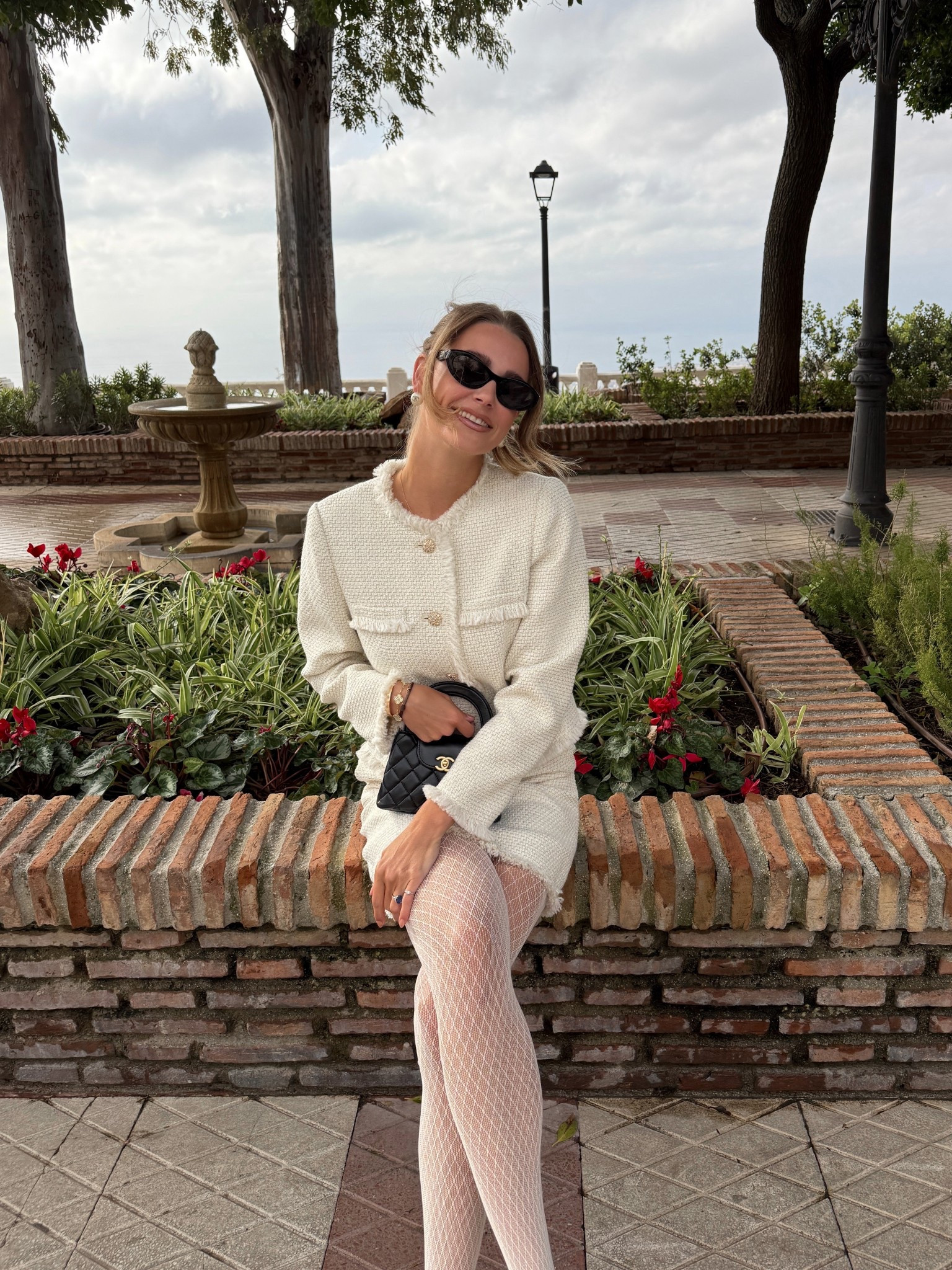 A little Parisian in Spain 🤍

#femininefashion #parisianstyle #elegantstyle #chicoutfit #springstyle

#LTKnederlands #LTKsummer #LTKeurope