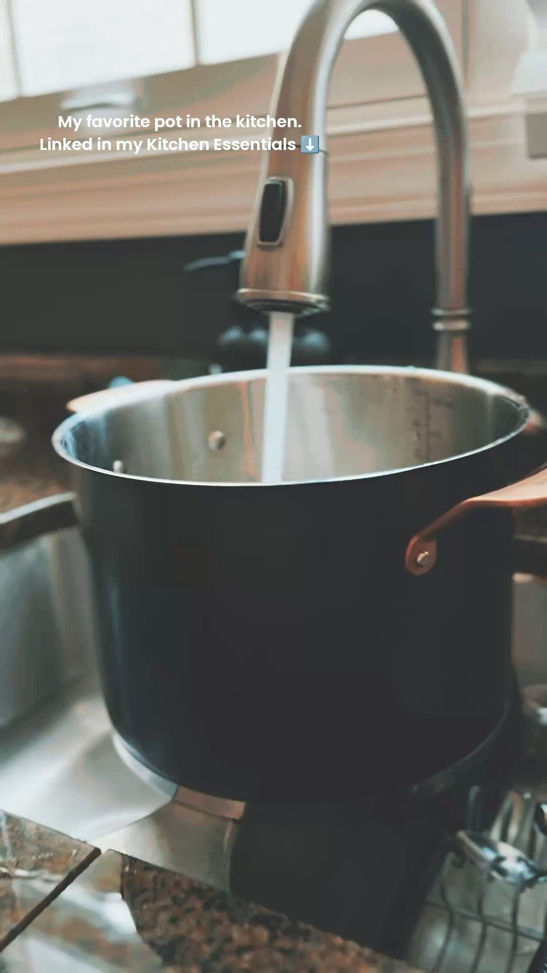 My go-to for pesto, soup, and literally everything.
Linked in my Kitchen Essentials folder ⬇️

#LTKHome #LTKFindsUnder100