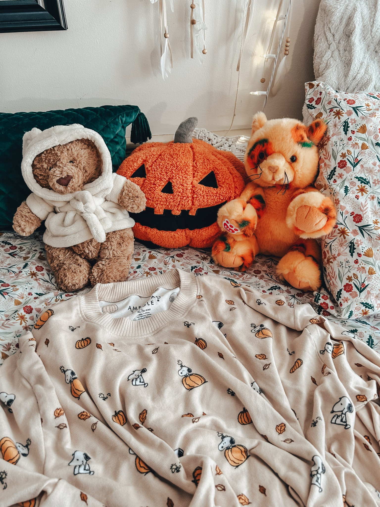 snoopy pj set, jelly cat, build a bear, halloween vibes, halloween aesthetic, pumpkin kitty , Halloween decor, Halloween home, gothic home, Halloween mug,  cozy home, home decor, boho home, hygge,  aesthetic home

#LTKFallSale #LTKFindsUnder100 #LTKSeasonal