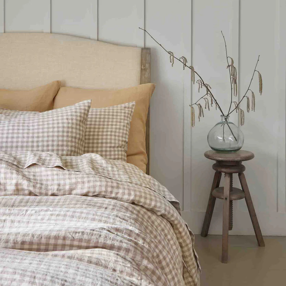 Mushroom Gingham 100% Linen Fitted Sheet | Piglet