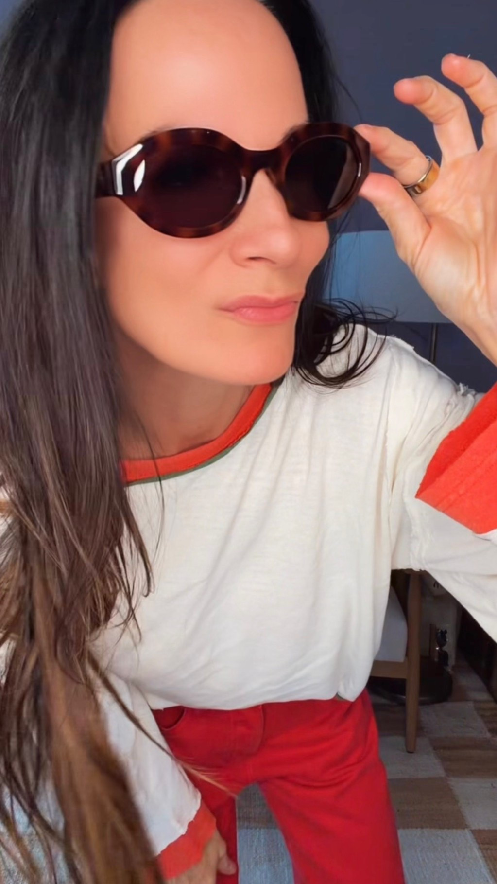 GRWM in my favorite kinda outfit… bold red denim + heart-detailed tee = main character energy ❤️‍🔥

Oversized on purpose because comfy + cute is always the goal — and yes, I’m fully here for this slouchy, effortless vibe. Throw on sunnies, slide into your cutest sandals, and call it a day.

This is your sign to wear the fun jeans and the statement tee.

Wearing 24 in denim, XS top

#NicoleColeeStyle #RedDenim #GRWMStyle #ValentinesVibes #OversizedFit



#LTKdayinmylife #LTKValentine #LTKgrwm