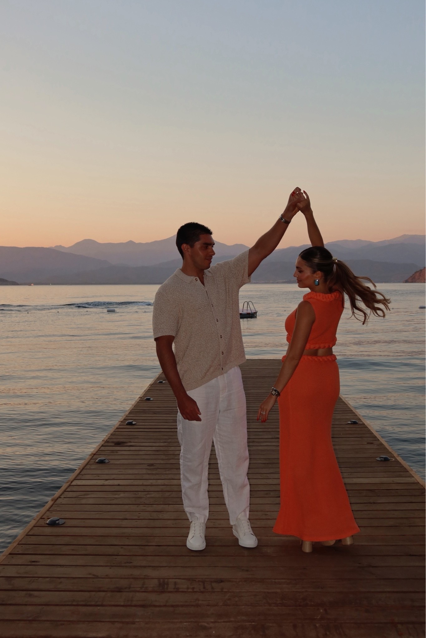 Orange matching set 🍊 perfect for golden hour and sunsets 🌅

#LTKdayinmylife #LTKootd #LTKPetite