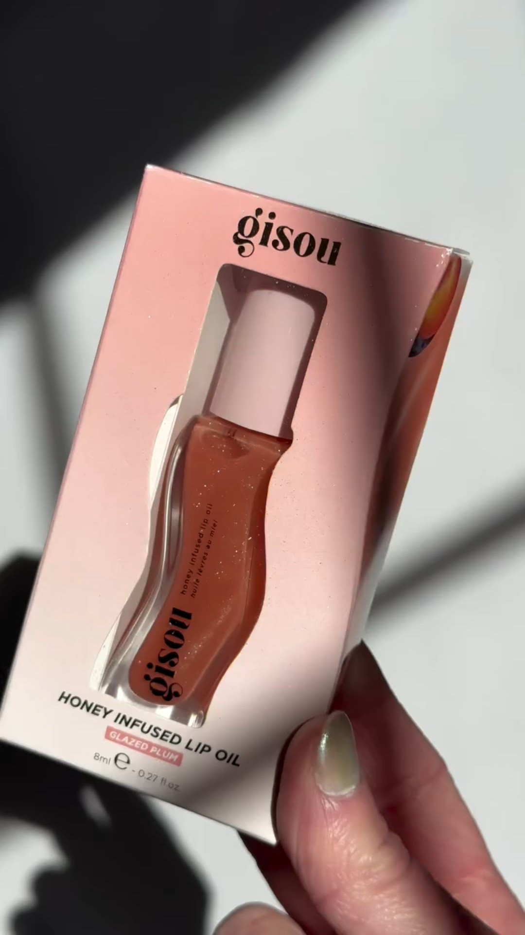 @gisou glazed plum has my heart 😍 
#gifted #fyp #gisou #gisoulipoil #trendingbeauty #newbeauty #makeup #unboxing #microinfluencer