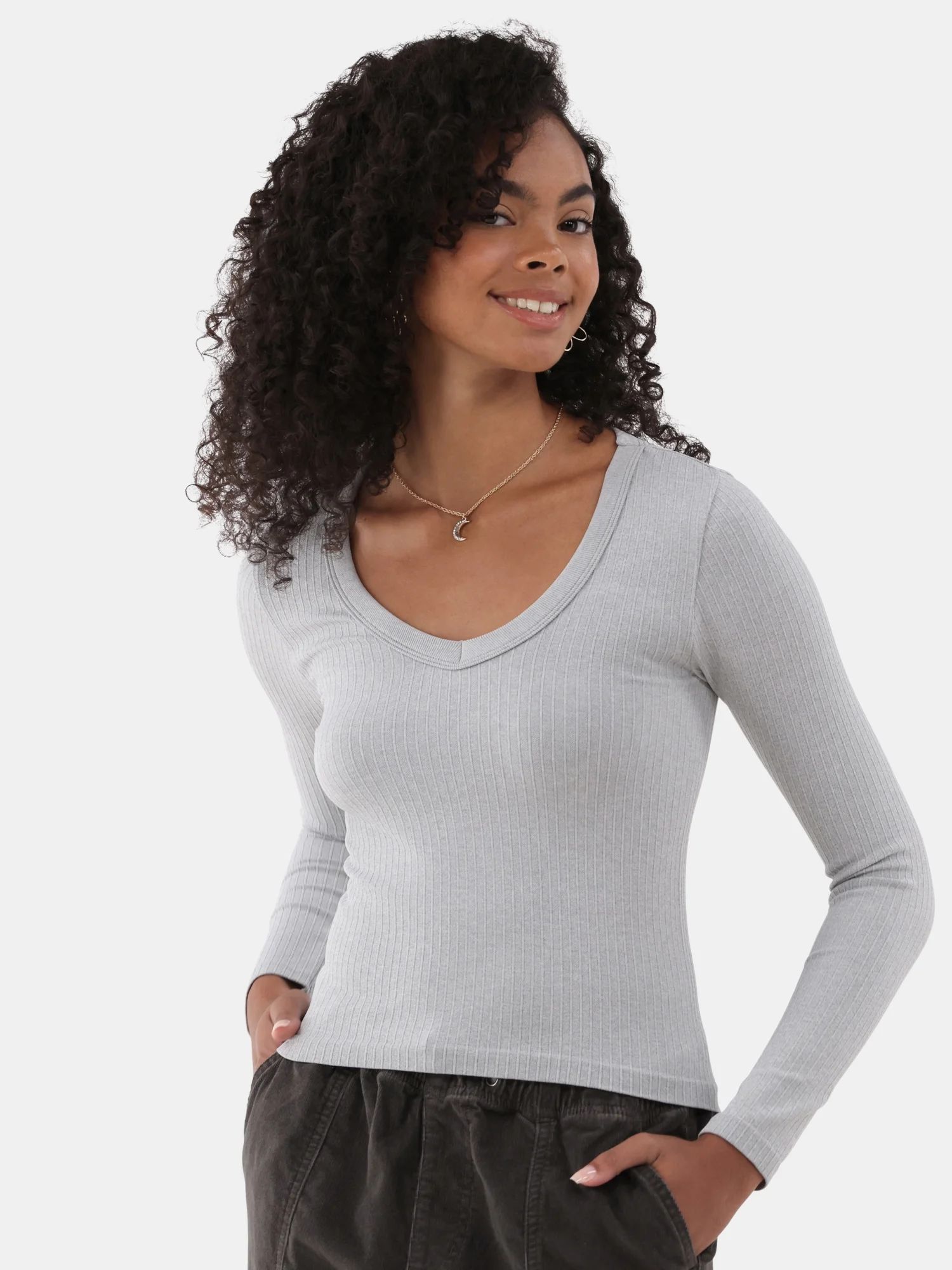 No Boundaries Seamless V-Neck Top with Long Sleeves, Women's and Women's Plus | Walmart (US)