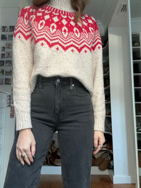 My sweater is 35% off

#LTKHoliday #LTKGiftGuide #LTKSeasonal