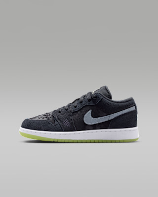 Air Jordan 1 Low Big Kids' Shoes | Nike (US)
