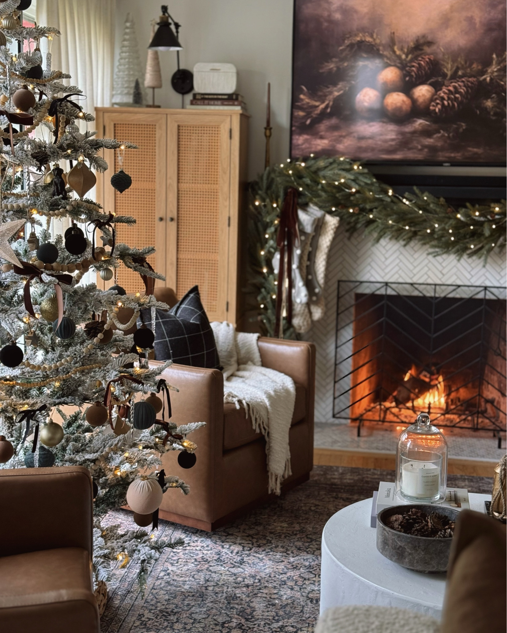 HAPPY SUNDAY

Christmas Inspo 2024 in my home 

LIKE. SHARE. SAVE FOR INSPO.



#LTKHoliday #LTKHome #LTKSeasonal