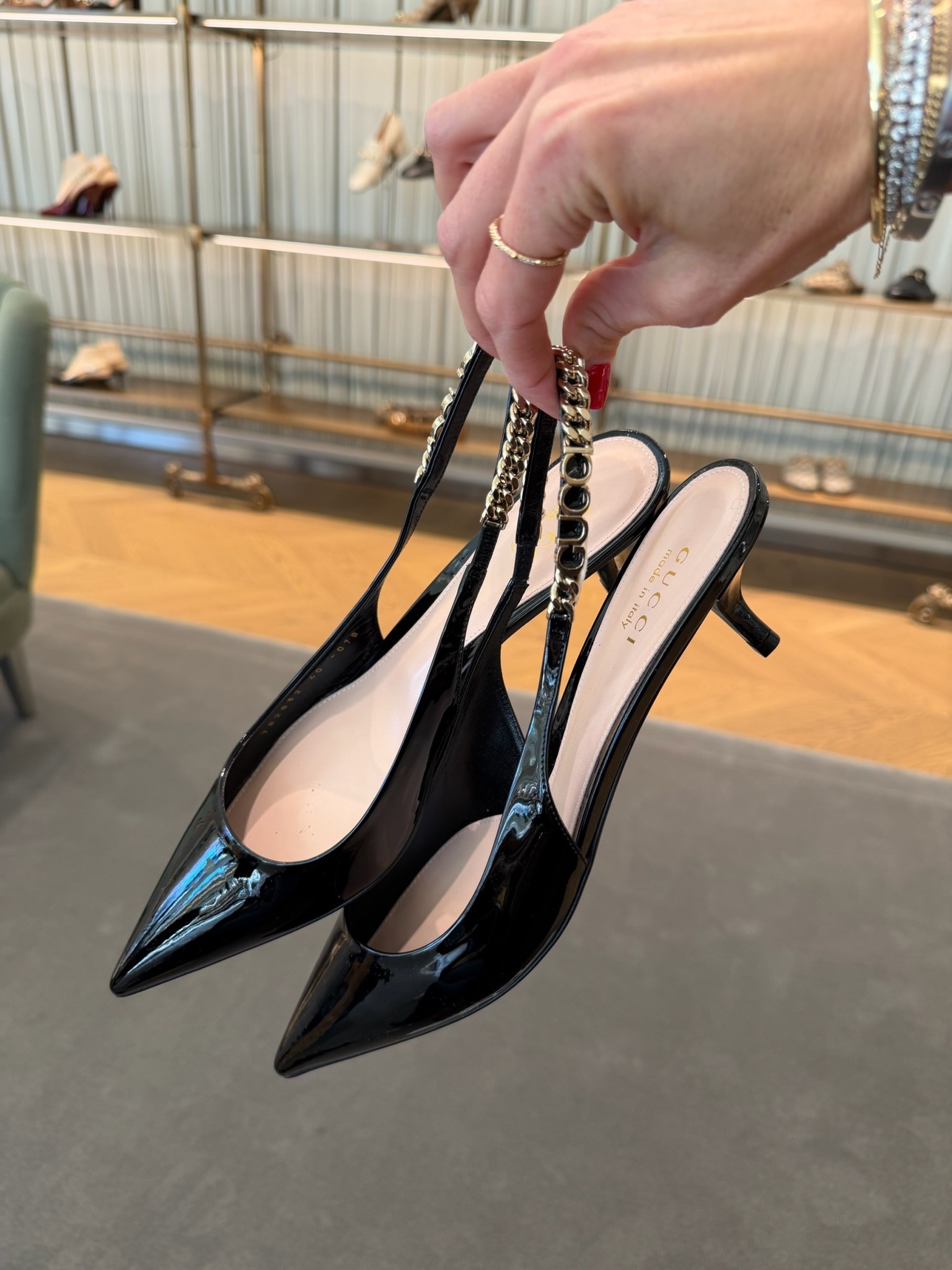 Chic and classy slingback heels, Christmas gift ideas, gifts for her, Gucci heels, luxe gift, themominstylee

#LTKGiftGuide #LTKShoeCrush #LTKHoliday