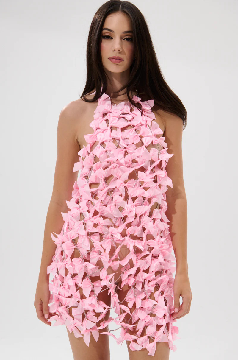 SLAP IT WITH A BOW CHAIN MINI DRESS | AKIRA