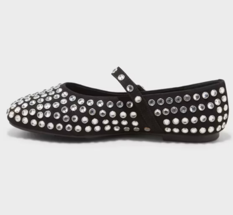 cutest flats! #LTKFashion 

#LTKStyleTip #LTKWorkwear #LTKShoeCrush