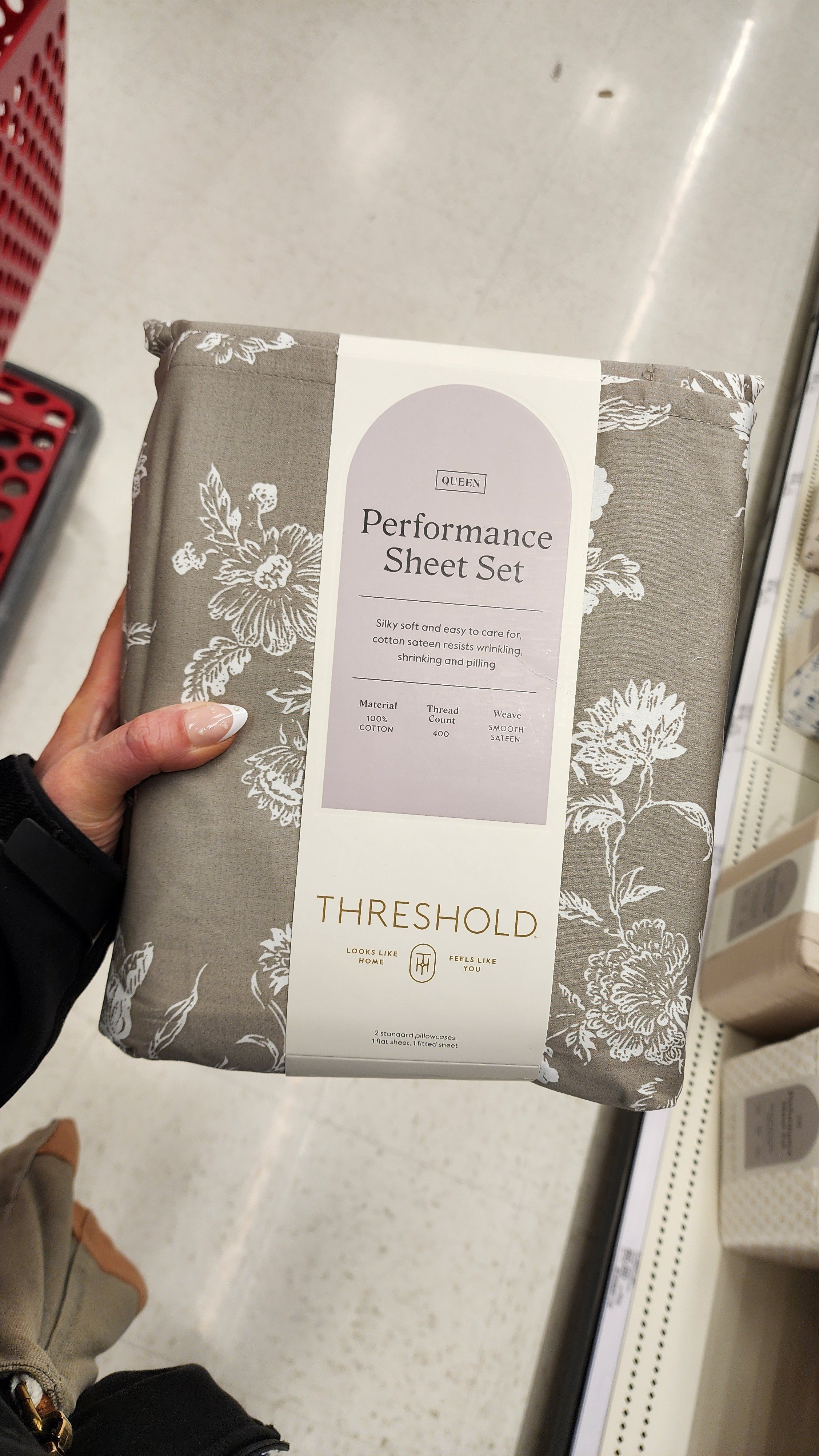 Khaki floral sheet set #target #targetfinds #threshold

#LTKWatchNow #LTKSaleAlert #LTKFindsUnder100