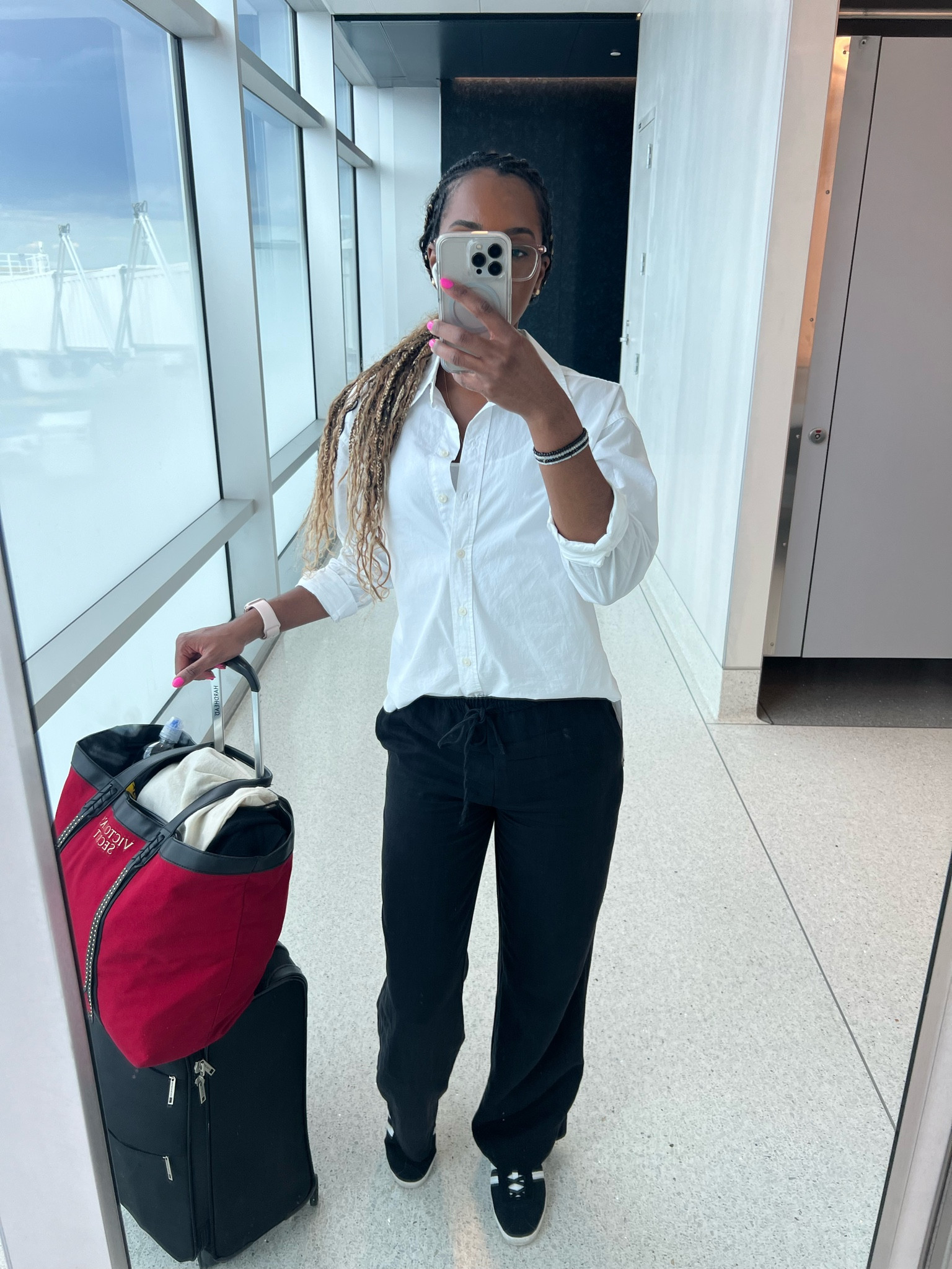 Work travel outfit…very demure, very mindful 


#LTKTravel #LTKWorkwear #LTKStyleTip