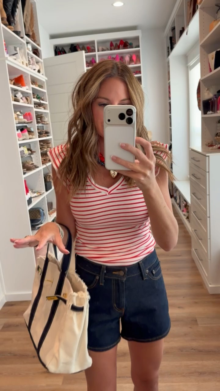 Red, white & blue 🇺🇸 in a small top, 26 shorts, flats and accessories - fits tts.

#LTKSeasonal #LTKootd #LTKgrwm