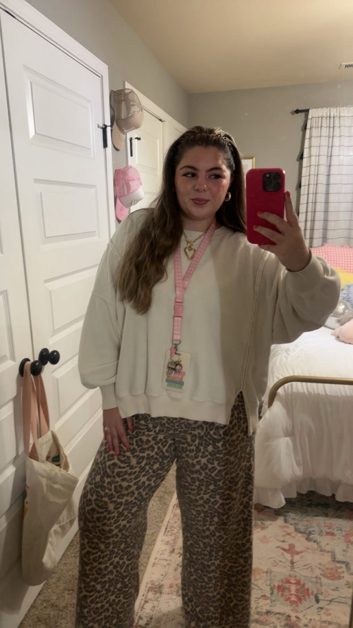 We love a good comfy teacher fit!🤍🤍🤍🐆🐆🐆