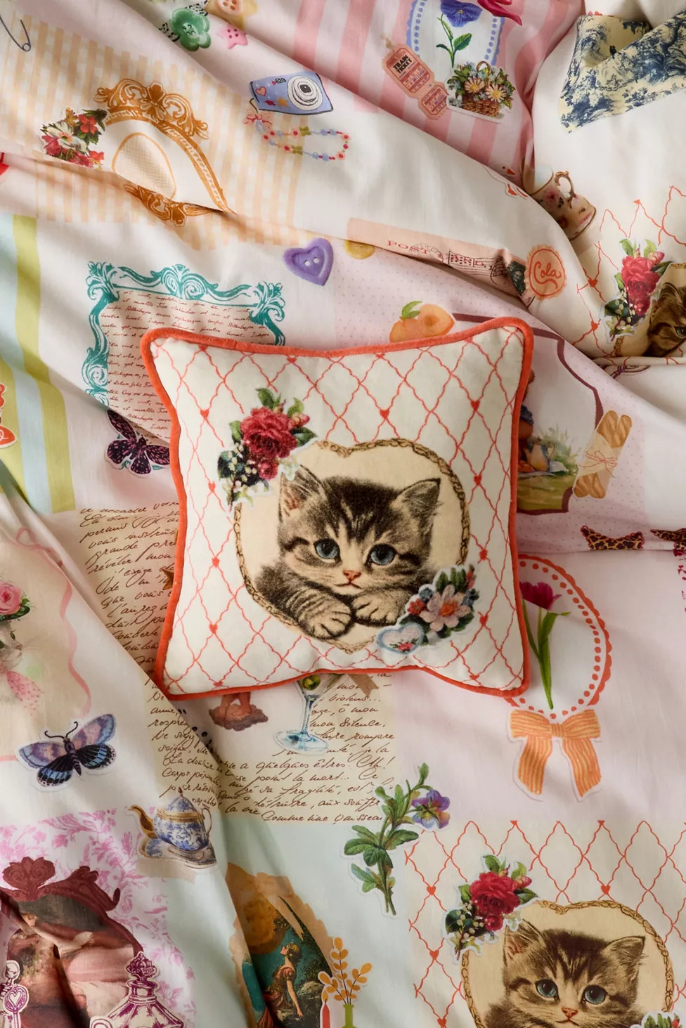 Thara Icon Mini Velvet Throw Pillow | Urban Outfitters (US and RoW)