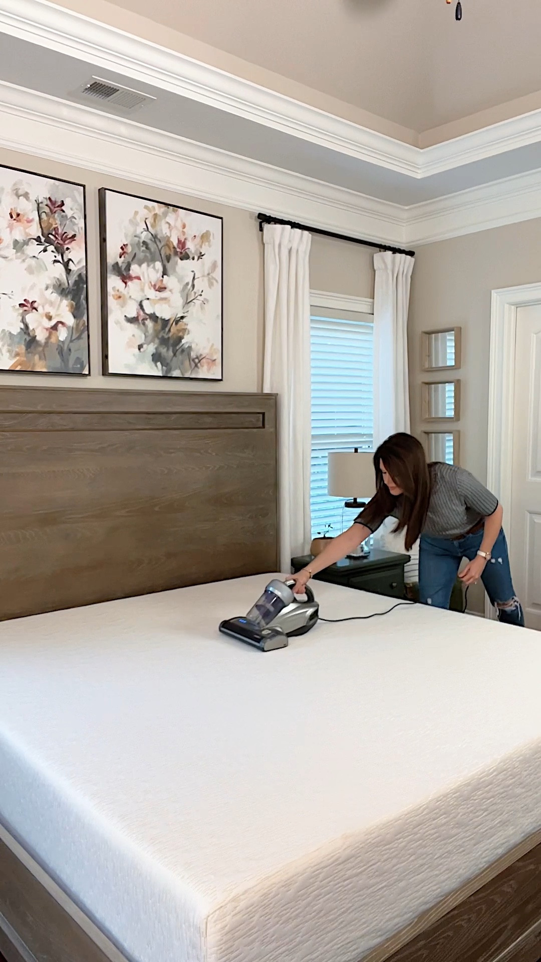 I’ve been using the JIMMY JV35 Anti-Allergen Vacuum since May of 2023 to rid my mattresses and furniture of dust, dust mites, skin cells…oh my!  It’s hands down THE BEST anti-allergen vac I’ve used, and I’ve tested a lit of them 😉

#Mattressvacuum
#anti-allergen
#dustmites
#cleaningmusthaves

#LTKVideo #LTKHome