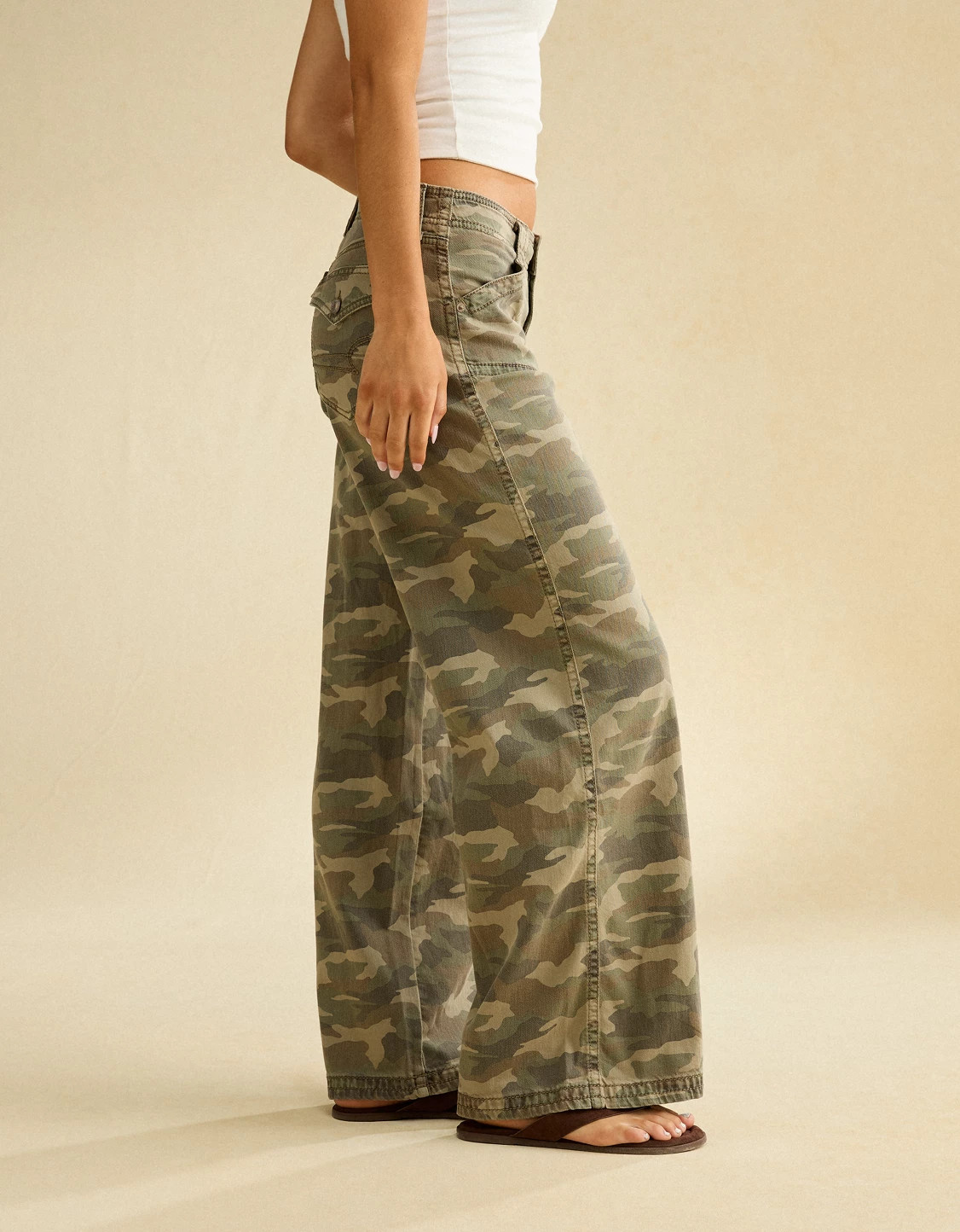 AE Low-Rise Ultra Wide-Leg Pant | American Eagle Outfitters (US & CA)
