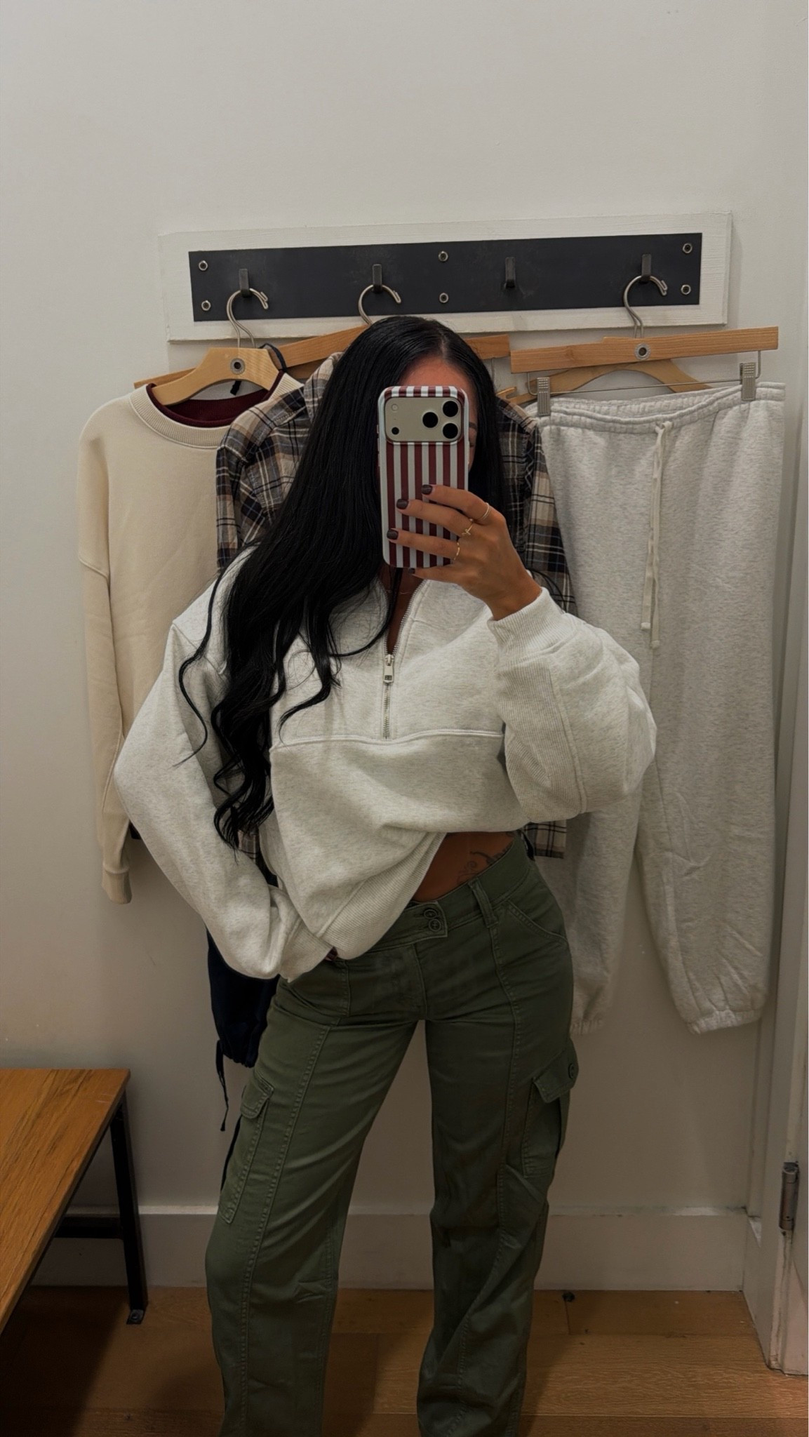 BOGO tops!! Also my fav cargos are backkkkk 


#cargopants #casualoutfit

#LTKU #LTKPetite #LTKSaleAlert
