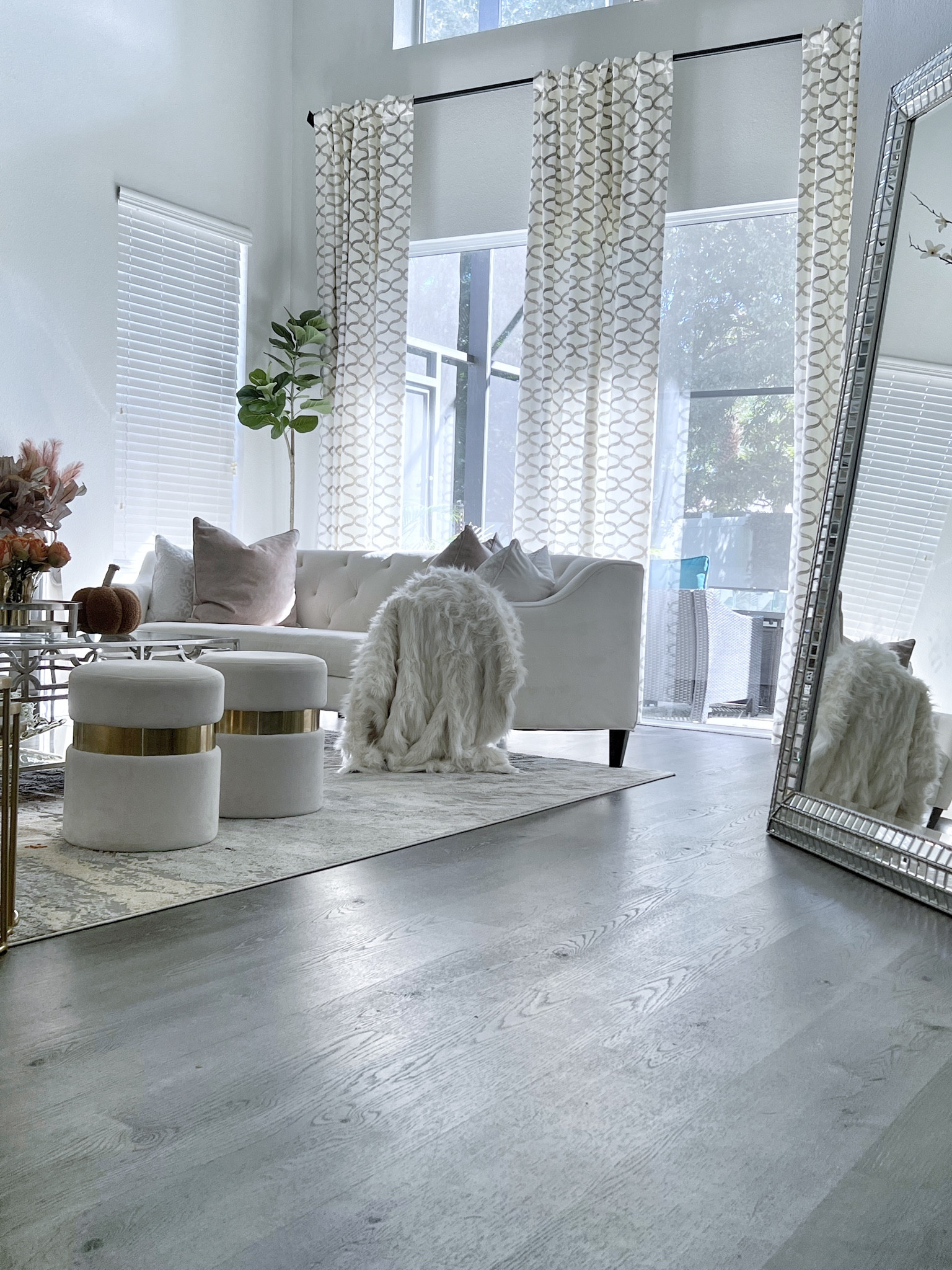 Happy First Day of Fall.

Living Room And Inspo

#LTKstyletip #LTKSeasonal #LTKhome