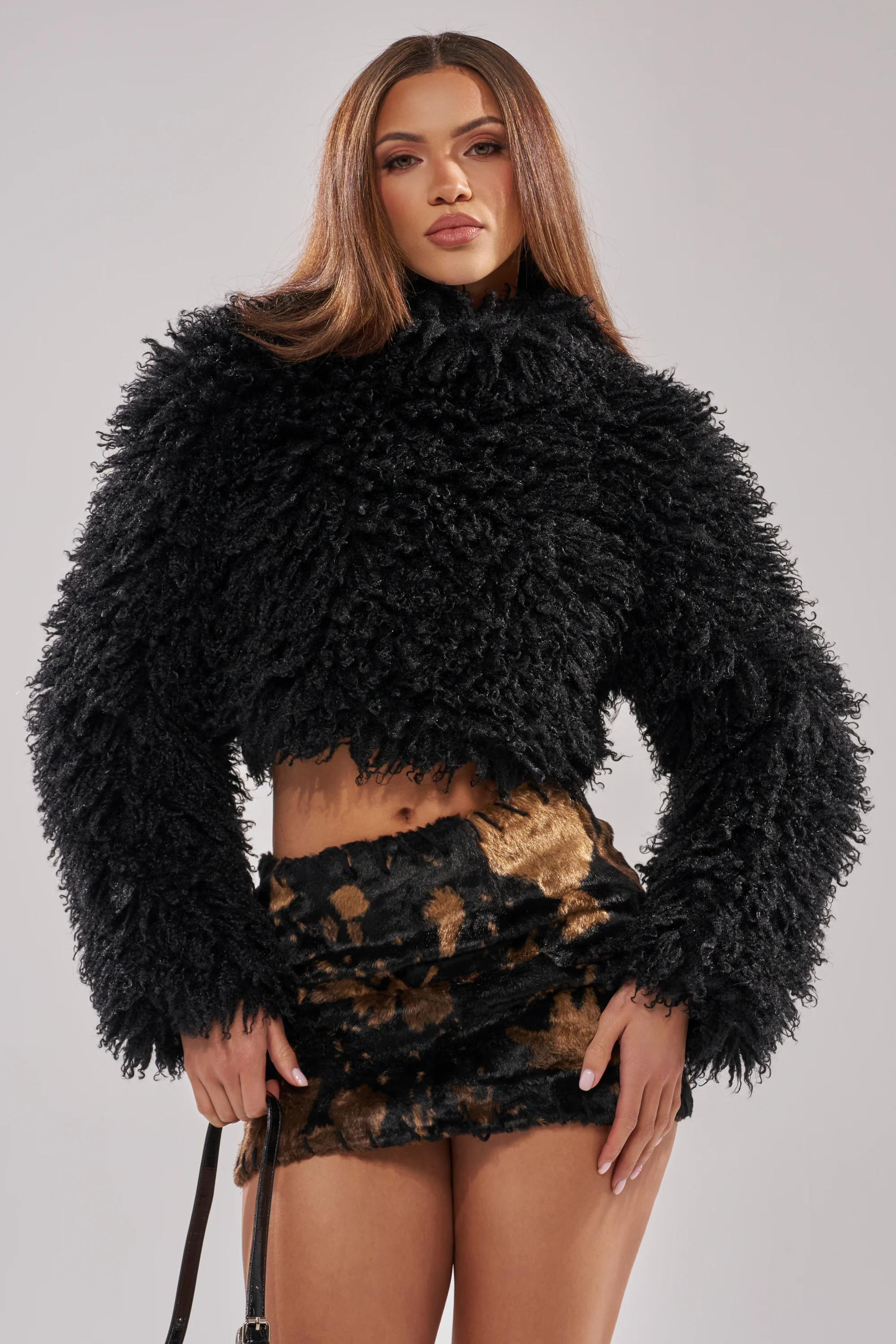COOL GIRL ALERT FUR TOP | AKIRA