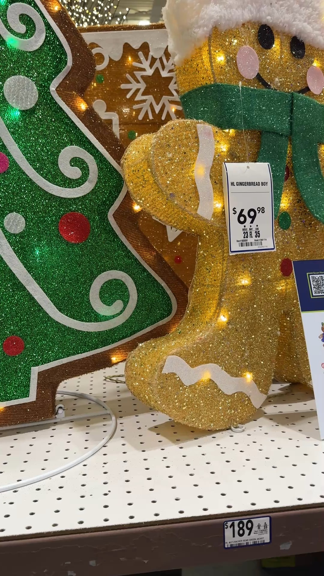 These gingerbread boy and girl are the cutest out Christmas decor! Lowe’s has really outdone theirselves! I can see putting these outside for front porch decor or front lawn decor! 

#LTKHoliday #LTKHome