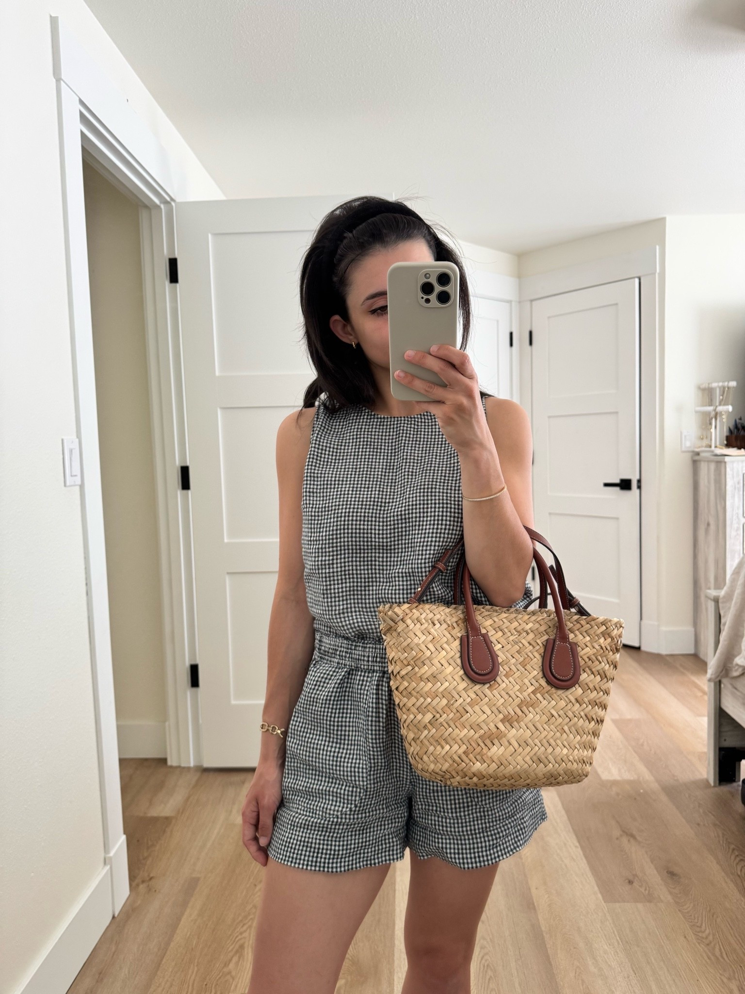 Affordable easy linen set?! Yes please!! Wearing XS in both

#LTKPetite #LTKootd #LTKmomlife
