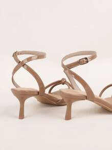 Minimalist Knot Design Strappy Sandals
   SKU: swshoes25210611817      
          (383 Reviews)
 ... | SHEIN