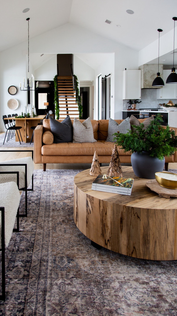 This cozy holiday living room is all about layering textures and timeless pieces.