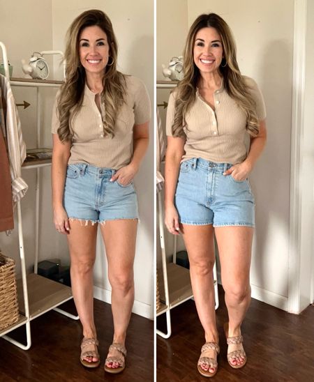My FAVORITE 4” denim shorts are on sale for under $50! These have the best length. I typically size down to a ‘2’. I wear curve love because they fit better in the hips!

Denim shorts, mom style, Abercrombie, 

#LTKover40 #LTKsalealert #LTKfindsunder100