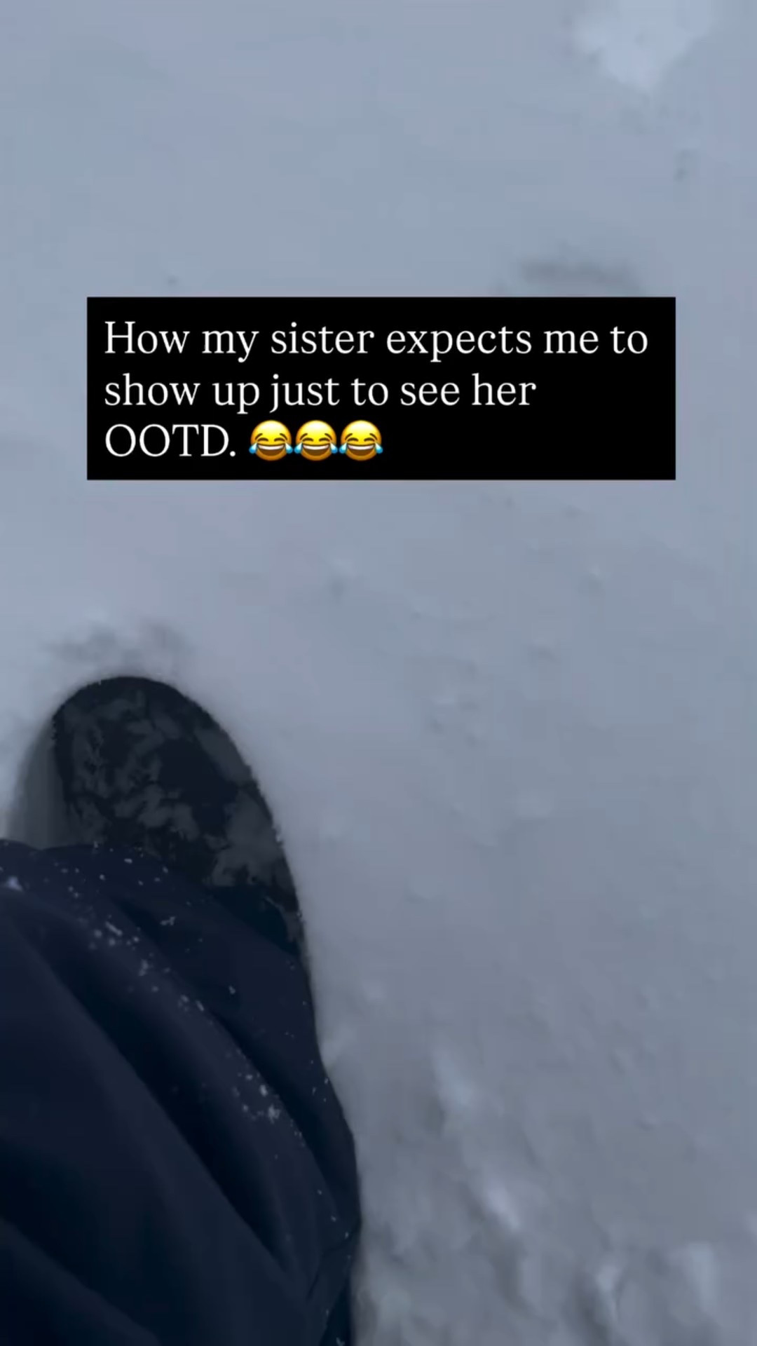 When she says “come see my outfit” - I’m there! 
Sister duty activated 😂 ❄️ 
✨
✨
✨ 
#snowstorm #snow #blizzard #funnyreels #relatable