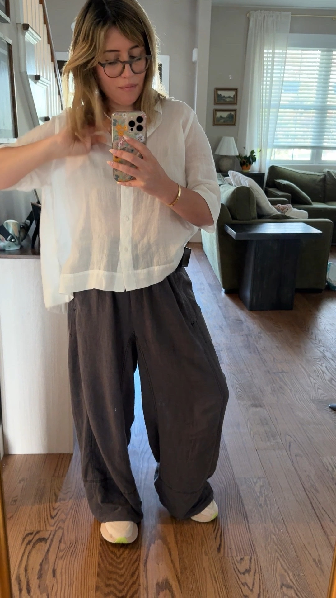 Some spring season fashion trends from Zara, Free People and Hoka! Possibly the most perfect finds for your Mother’s Day gift 🎁 