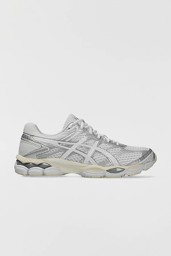 ASICS Gel Cumulus 16 Sneaker in White/White at Urban Outfitters | Urban Outfitters (US and RoW)